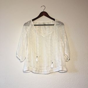 White see through 3/4 sleeve top